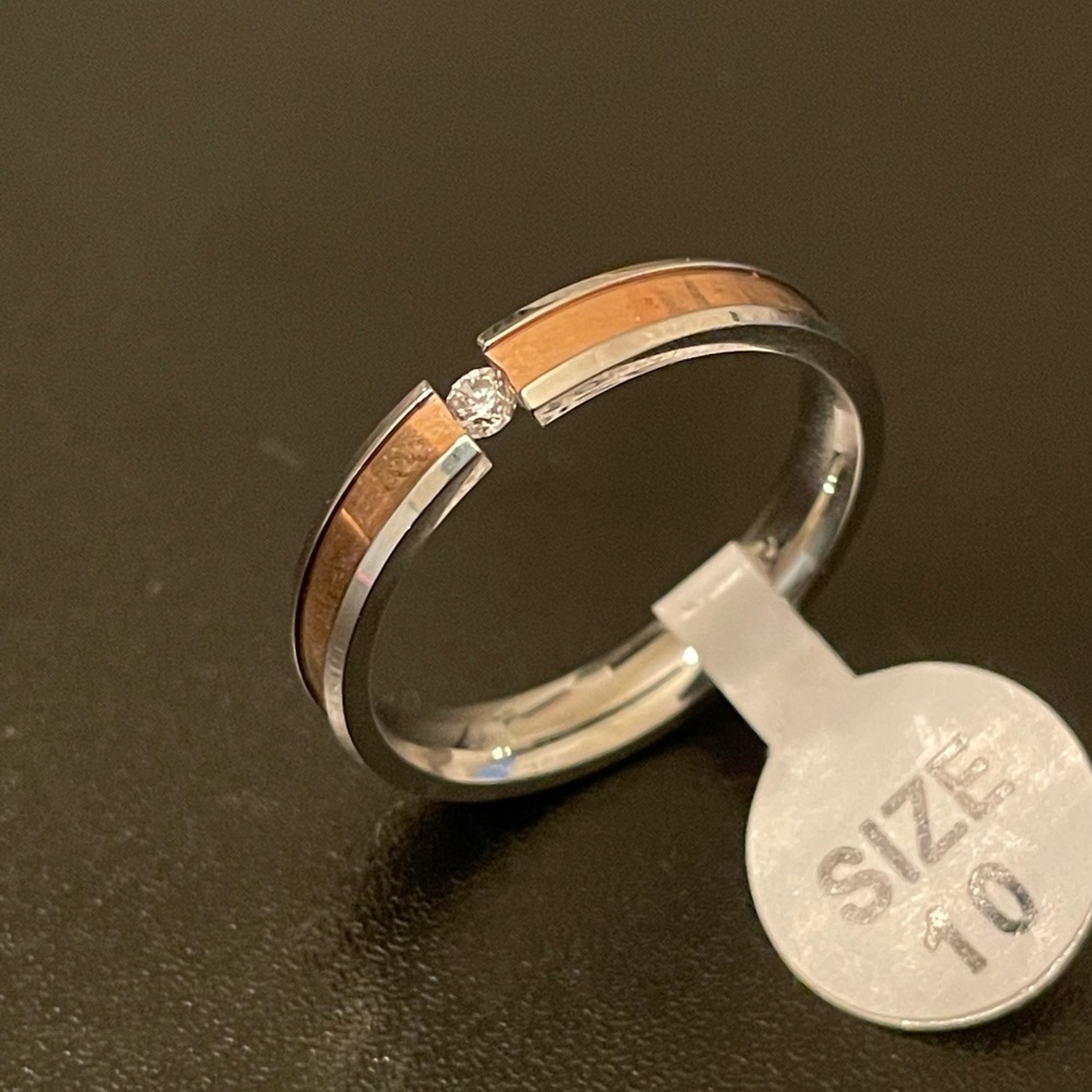 Rose gold silver CZ titanium ring size 10